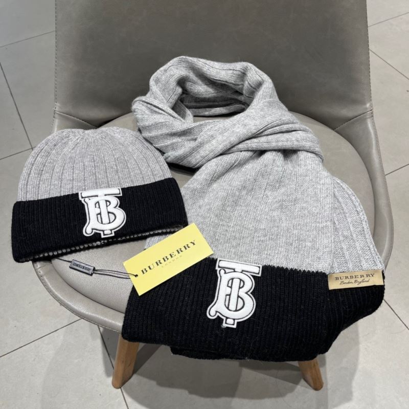 Burberry Caps Scarfs